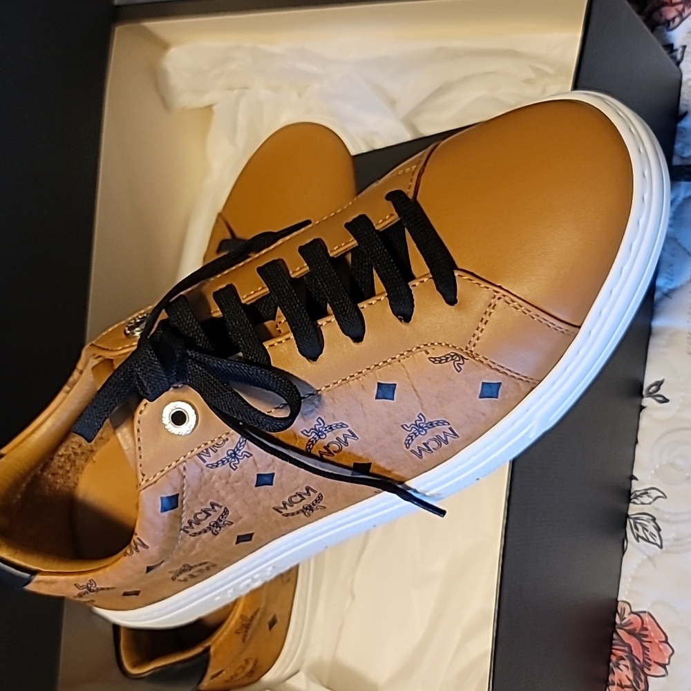 🖤MCM Terrain Lo Sneakers Visetos Monogram Low Top Unisex M sz 8 W sz 10 🖤